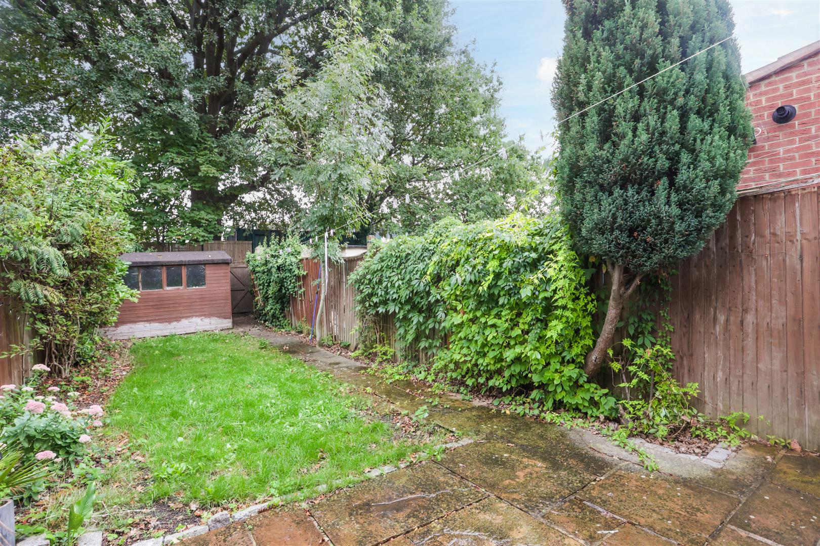 Greenford Avenue, Hanwell Sargeants London